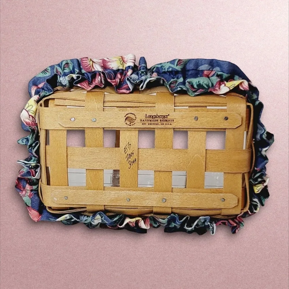 1995 Longaberger Small Rectangular Basket with Plastic Liner and Cloth‎ Garter